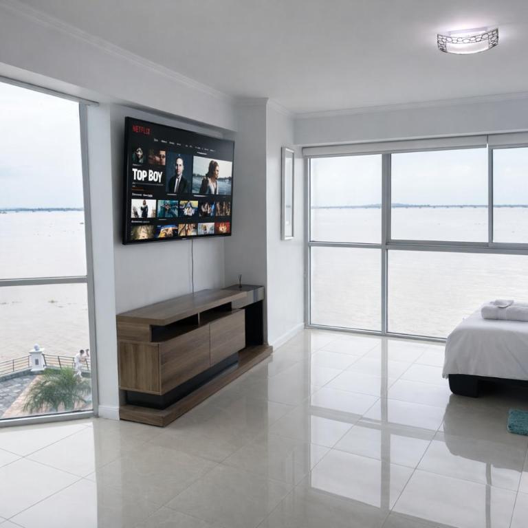 Suite moderna en Guayaquil con vista al río, excelente ubicación - Suite with River View - 11