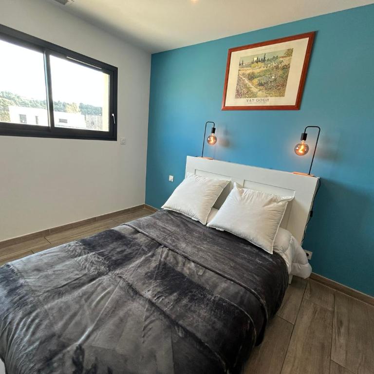 Maison de bord de mer attenante à la plage - Villa - Côté Plage - 27