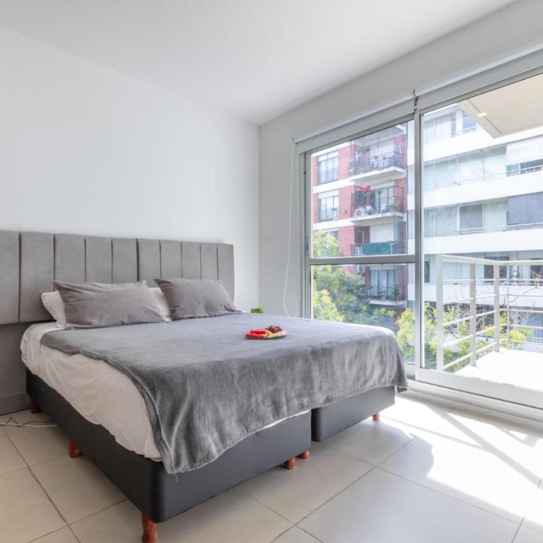 Exclusivo con pileta, cochera, parrilla, cerca del hospital - Apartamento de 1 dormitorio - 20