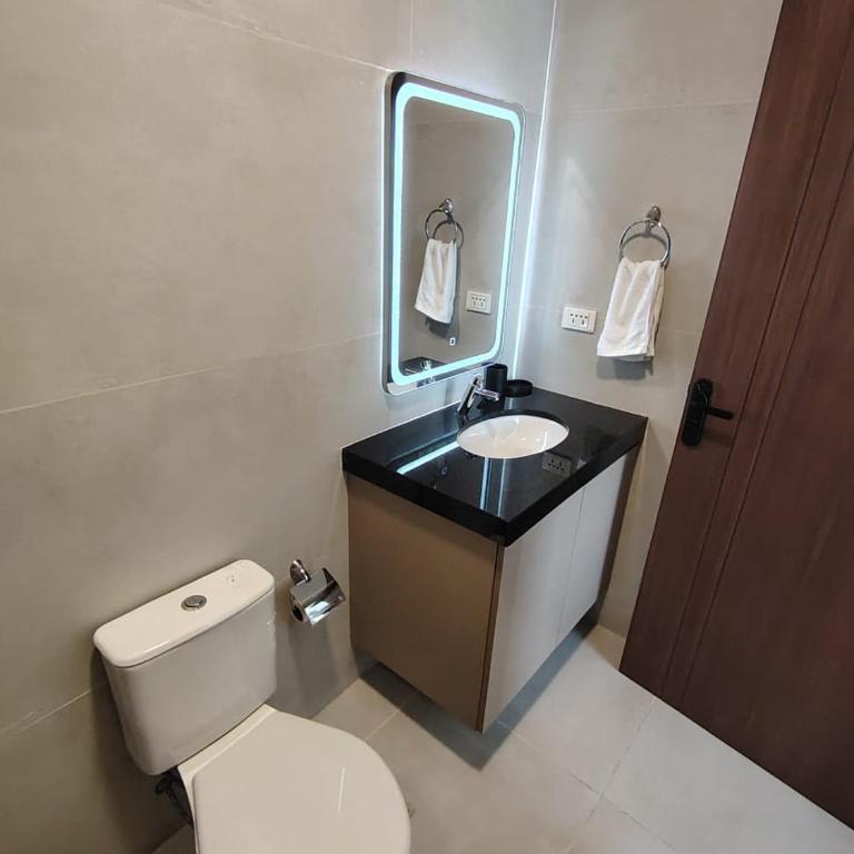 Resort familiar con playa artificial y lujo total - One-Bedroom House - 7
