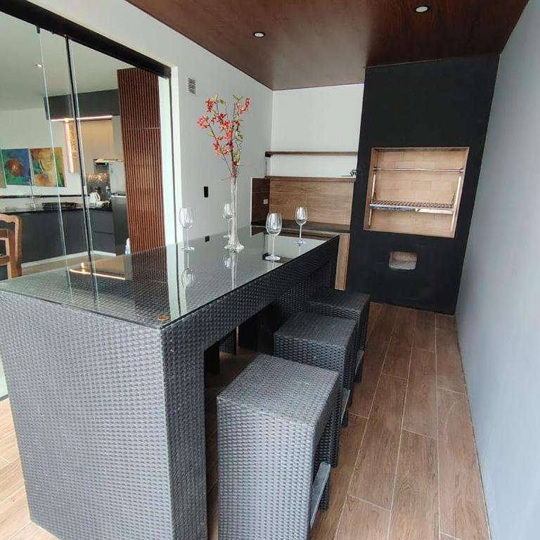 Resort familiar con playa artificial y lujo total - One-Bedroom House - 28