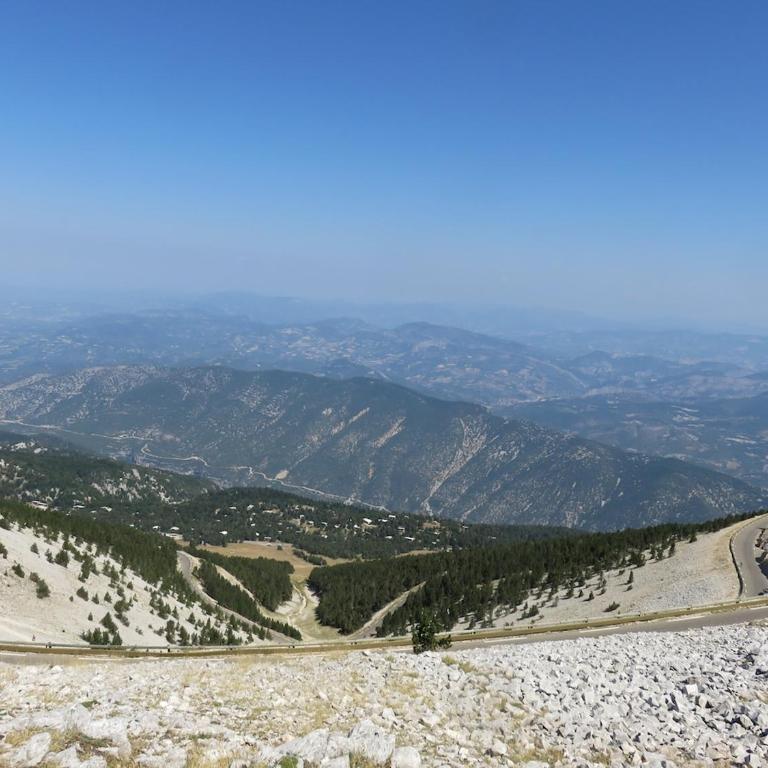 Charmant bastidon climatisé terrasse et jardin dans domaine naturiste Mont Ventoux - Maison 2 Chambres - 20