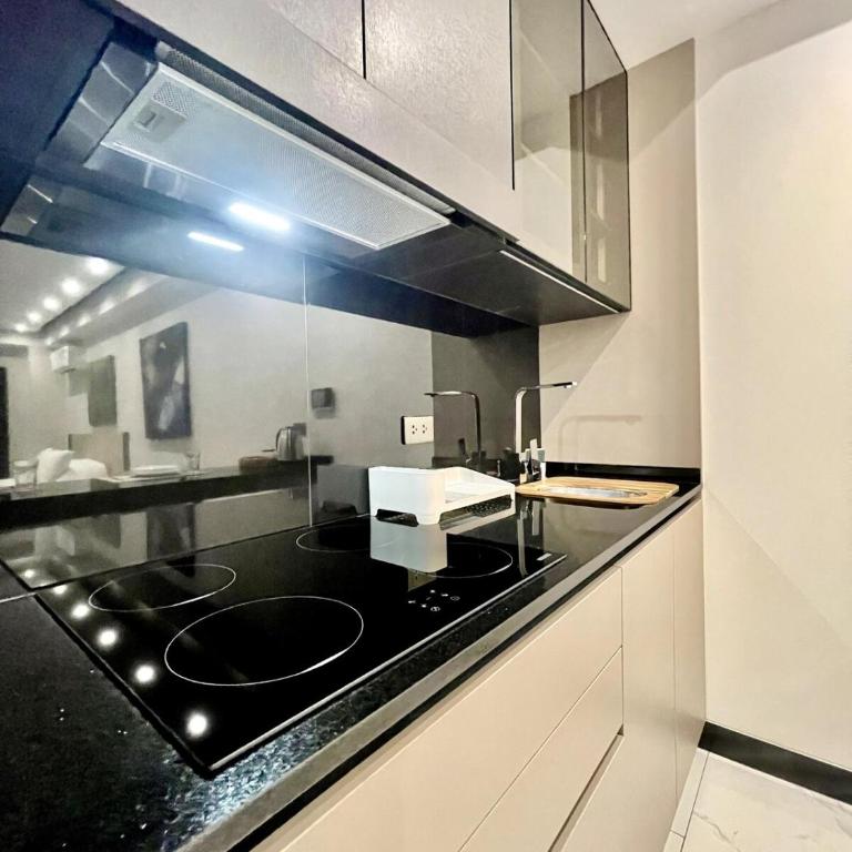 Studio con piscina y gym en Sky Magnolia - One-Bedroom Apartment - 24