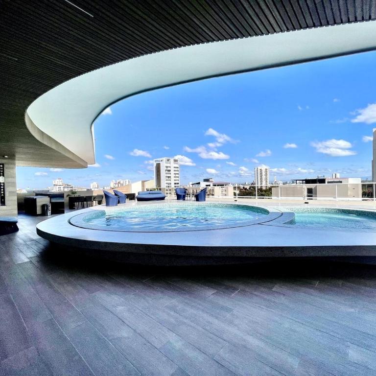 Studio con piscina y gym en Sky Magnolia - One-Bedroom Apartment - 30
