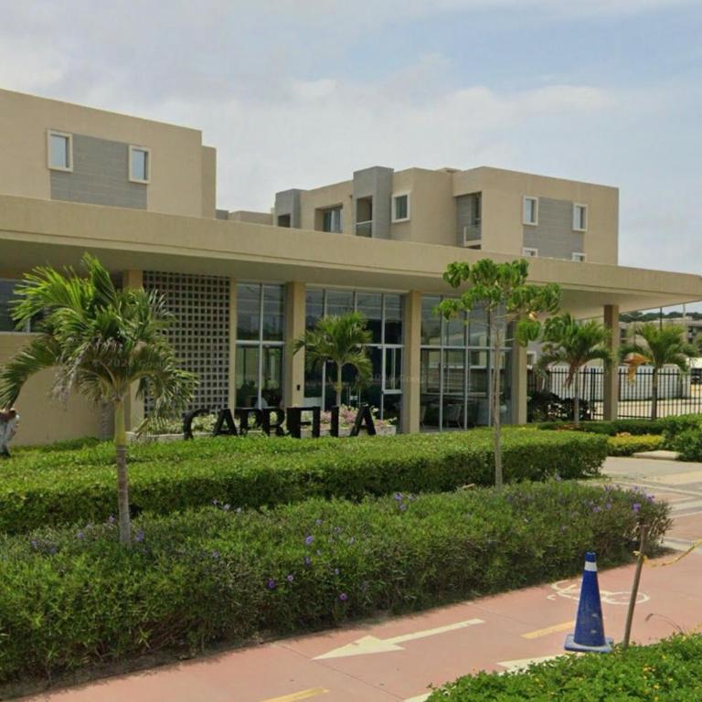 Escape to Serena del Mar Pool, Gym, and AC - Two-Bedroom Apartment - 4