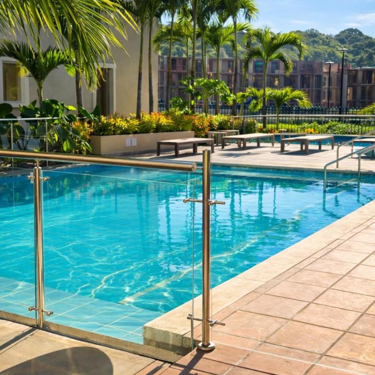 Escape to Serena del Mar Pool, Gym, and AC - Two-Bedroom Apartment - 13