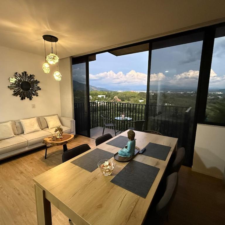 Modern Apartment With Espectacular Panoramic Views - Two-Bedroom Apartment - 1