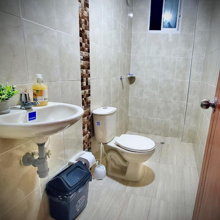 Alojamiento Alquimia en Santa Marta apartamento familiar cerca a la playa - Apartamento de 3 dormitorios - 6