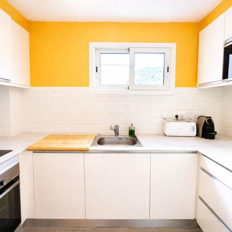 ⭑ Terrace + Sea views + Private Beach. What else? ⭑ - Apartamento de 3 dormitorios - 17