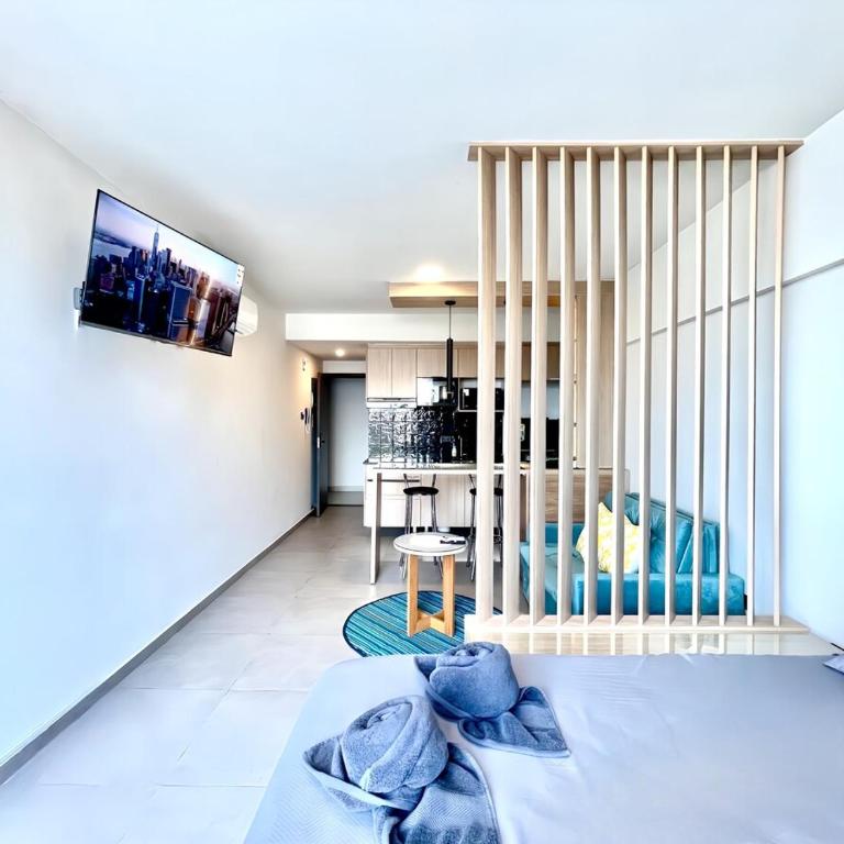 Studio con amplio balcon en Equipetrol - One-Bedroom Apartment - 11