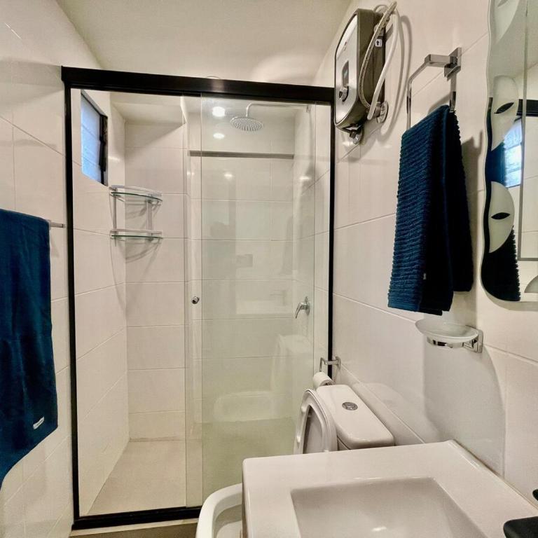 Studio con amplio balcon en Equipetrol - One-Bedroom Apartment - 12