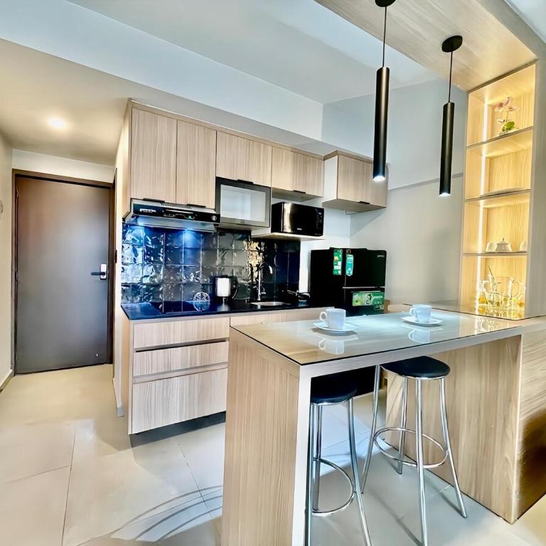 Studio con amplio balcon en Equipetrol - One-Bedroom Apartment - 31