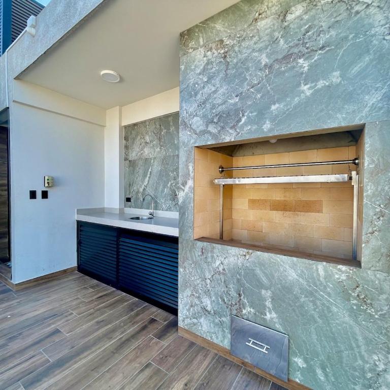 Studio con amplio balcon en Equipetrol - One-Bedroom Apartment - 32