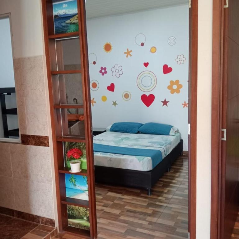 Aptos luminoso y cómodos en barrio tranquilo y un poco rural - Two-Bedroom Apartment with Terrace - 4