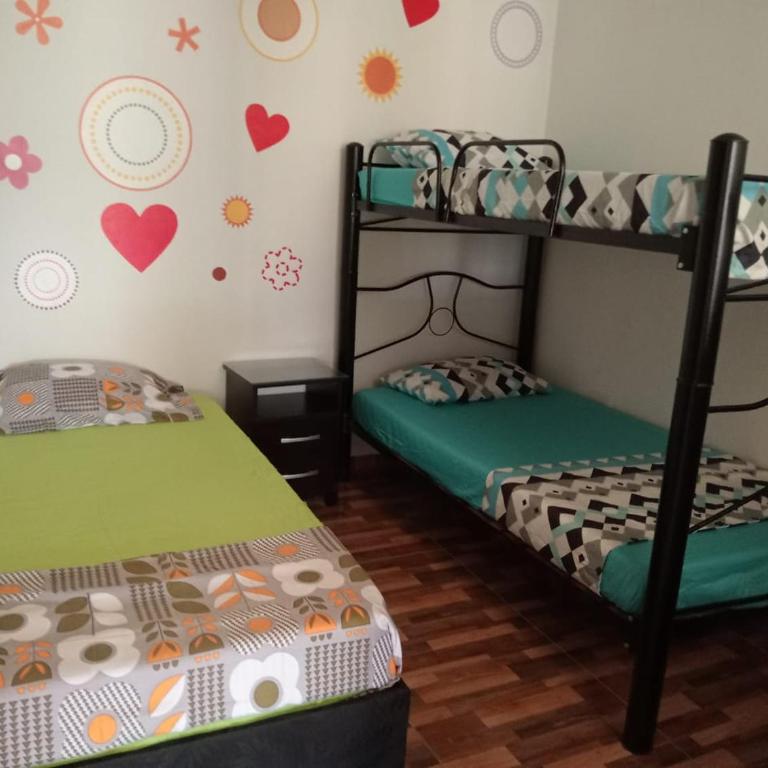 Aptos luminoso y cómodos en barrio tranquilo y un poco rural - Two-Bedroom Apartment with Terrace - 6