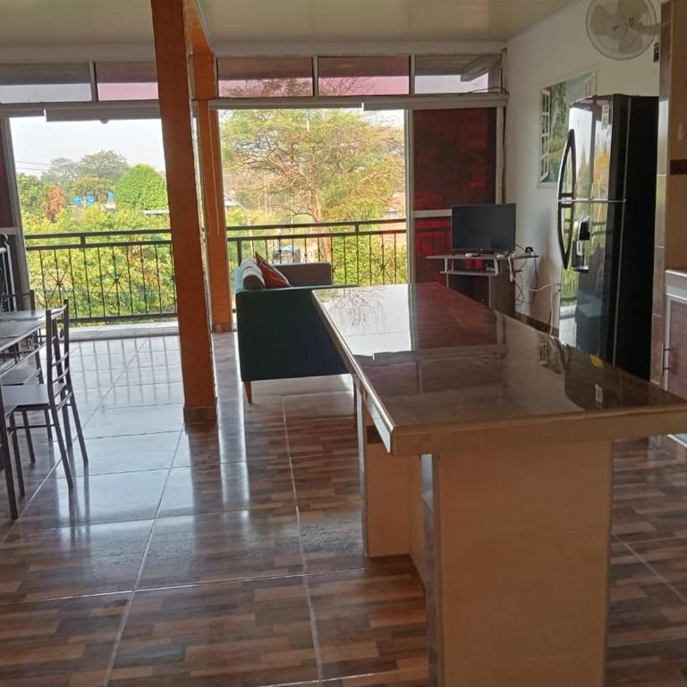 Aptos luminoso y cómodos en barrio tranquilo y un poco rural - Two-Bedroom Apartment with Terrace - 26