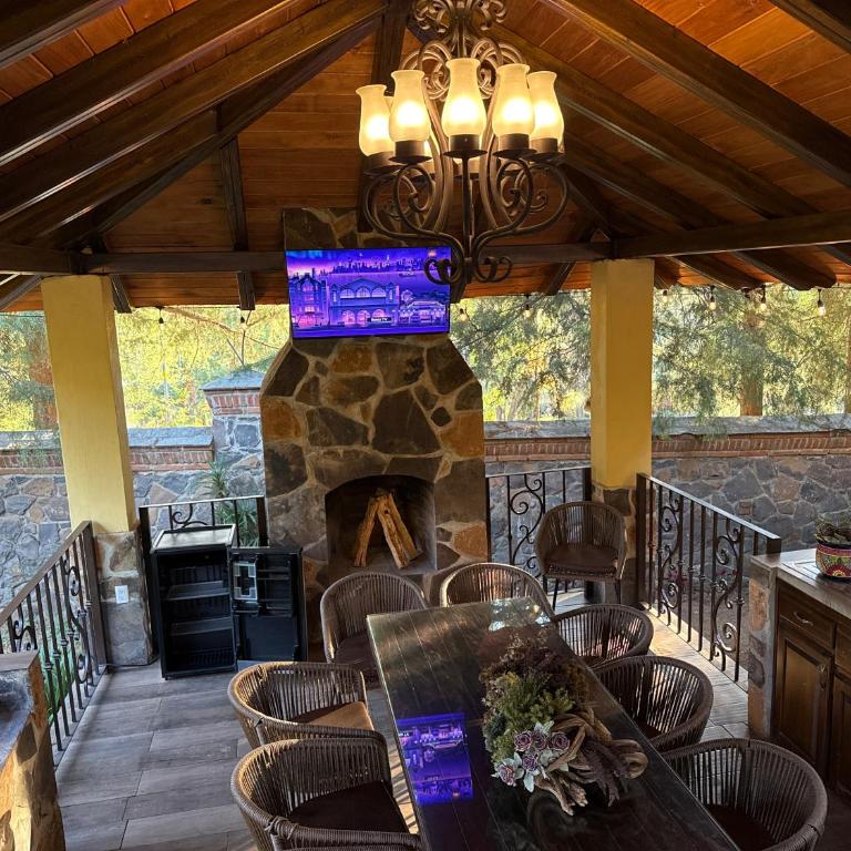 Hermosa cabaña con terraza para disfrutar Cabañas puerta del bosque Mazamitla - Casa de 4 dormitorios - 7