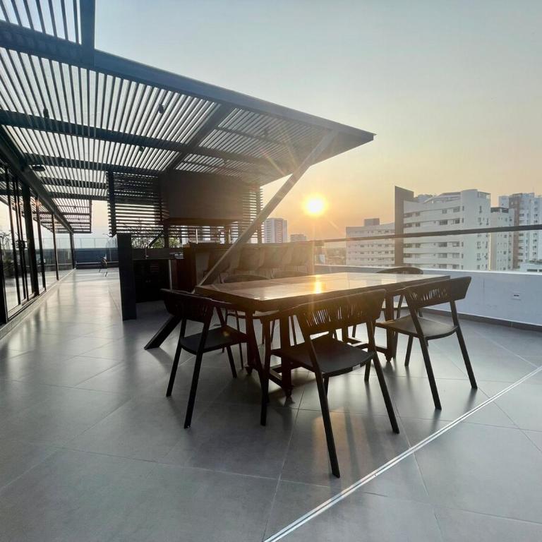 Studio con Vista, Coworking & Rooftop - One-Bedroom Apartment - 11