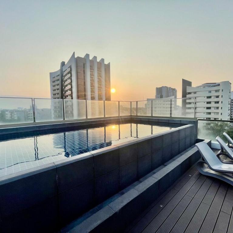 Studio con Vista, Coworking & Rooftop - One-Bedroom Apartment - 14