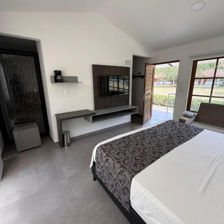 Hotel Campestre Real - Habitación Deluxe (2 adultos + 1 niño) - 1