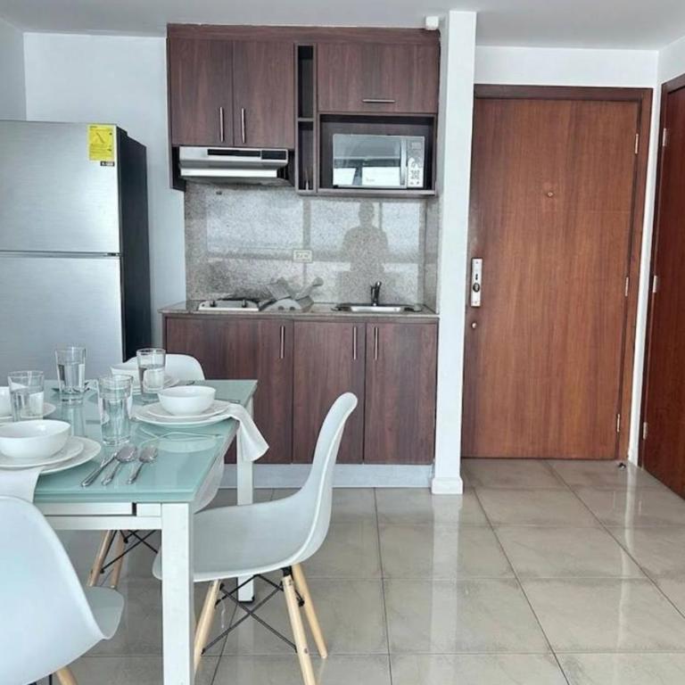 Suite moderna en Guayaquil con vista al río, excelente ubicación - Suite with River View - 18