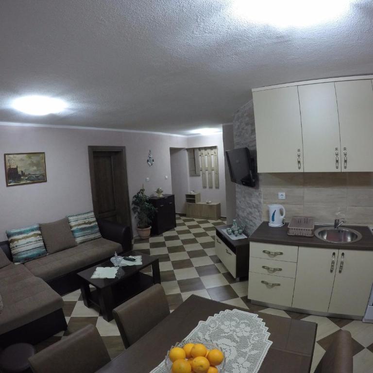 Apartments Krivokapic - Apartment with Sea View - 9