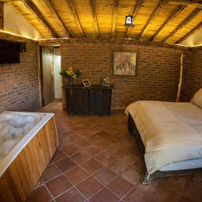 Refugio Natural - Guarne - Cabañas Ecológicas con Jacuzzi e hidromasaje - Suite with Spa Bath - 8