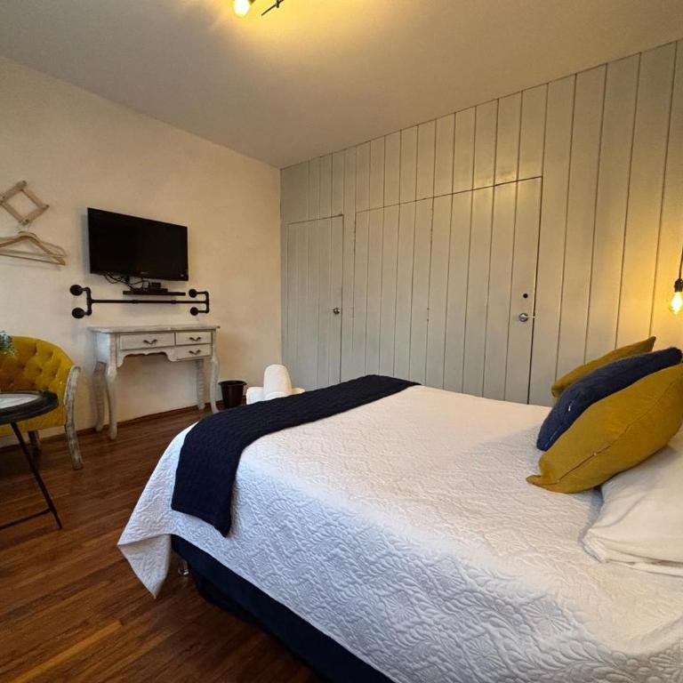 Morada Luna Condesa - Deluxe Double Room - 2
