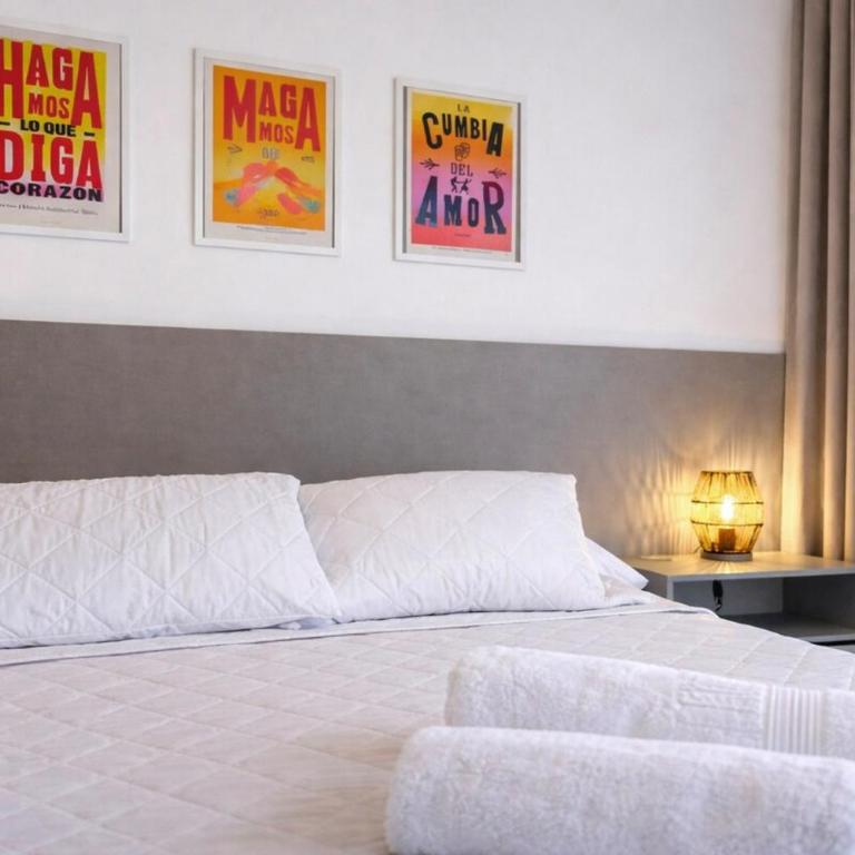 Modern and bright apartment 10 minutes from the airport - Apartamento de 2 dormitorios - 10