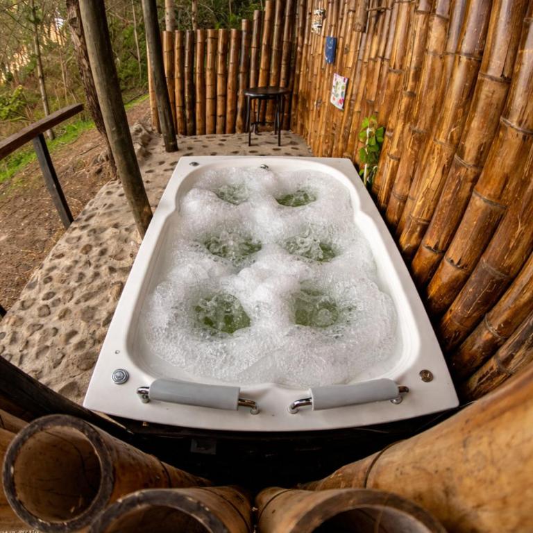 Refugio Natural - Guarne - Cabañas Ecológicas con Jacuzzi e hidromasaje - Superior Chalet - 10