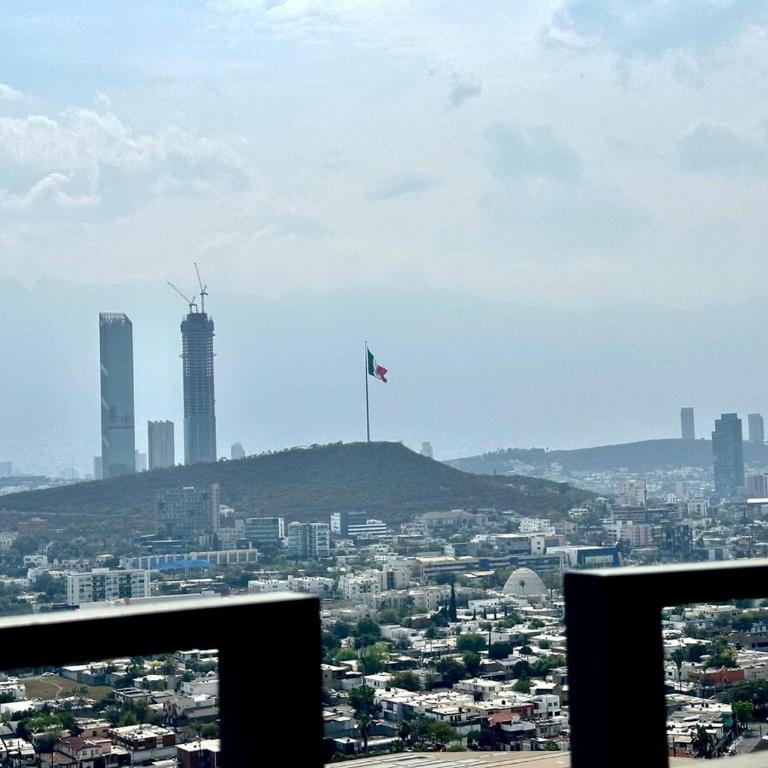 Departamento en Monterrey con vista espectacular - Two-Bedroom Apartment - 6