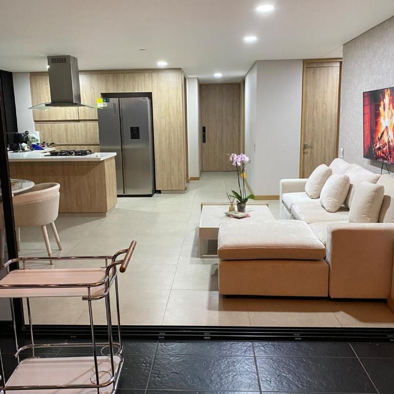 Luxury apartment in Palmas overlooking Medellín - Apartamento de 2 dormitorios - 24