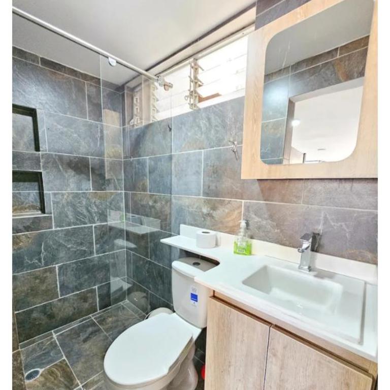 Exclusivo apartamento en laureles estadio 301 - Apartamento de 2 dormitorios - 4