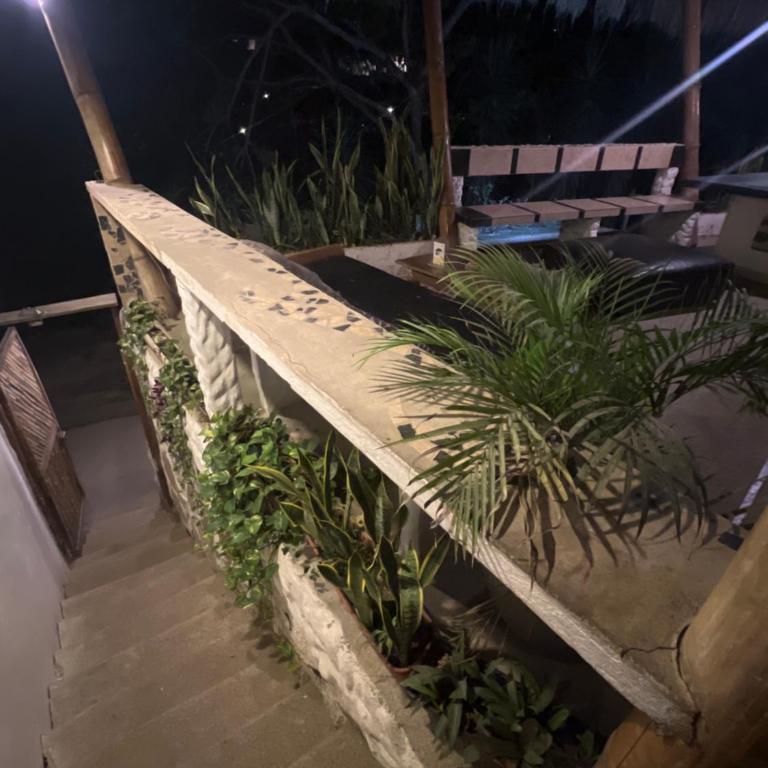 Hostel KIWi Montañita - Double Room with Balcony - 6