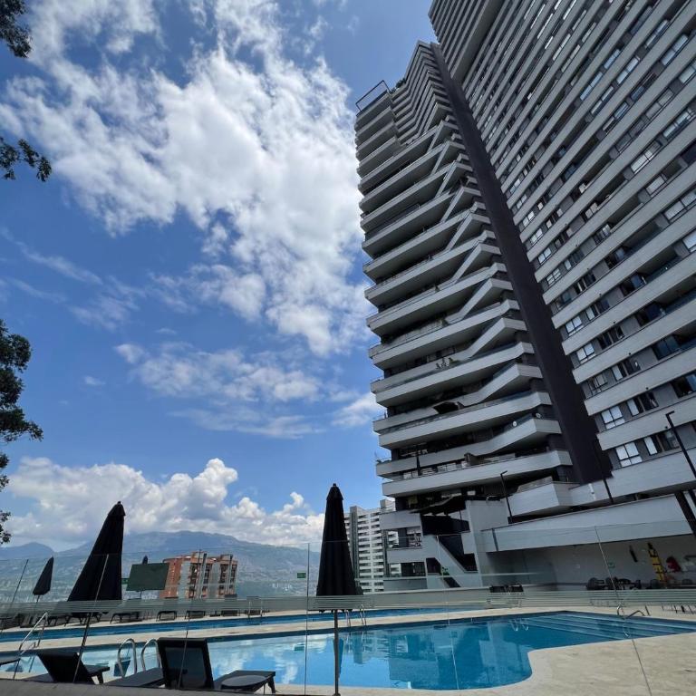 Luxury apartment in Palmas overlooking Medellín - Apartamento de 3 dormitorios con balcón - 7
