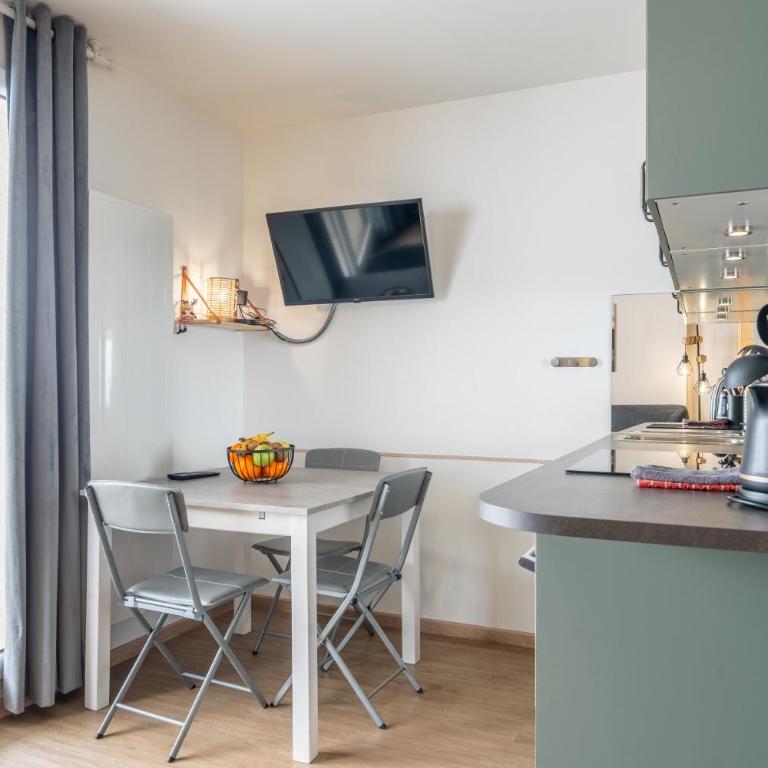 Balcon des Aravis - Vue Montagne - Wifi - Ski - Parking - Appartement 2 Chambres - 15