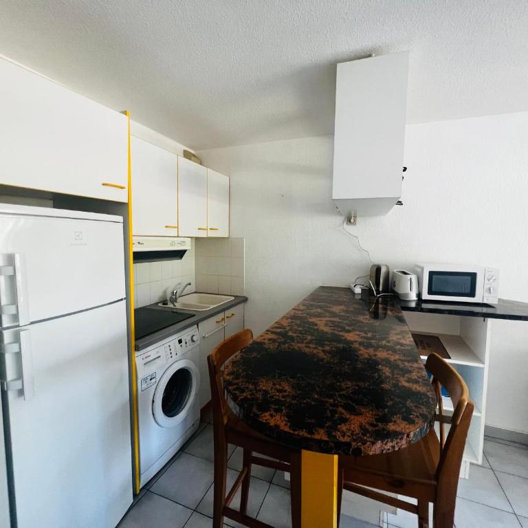 Appartement climatisé proche plage - 4 pers. - FR-1-309-562 - Appartement - 4