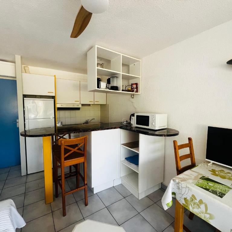 Appartement climatisé proche plage - 4 pers. - FR-1-309-562 - Appartement - 5