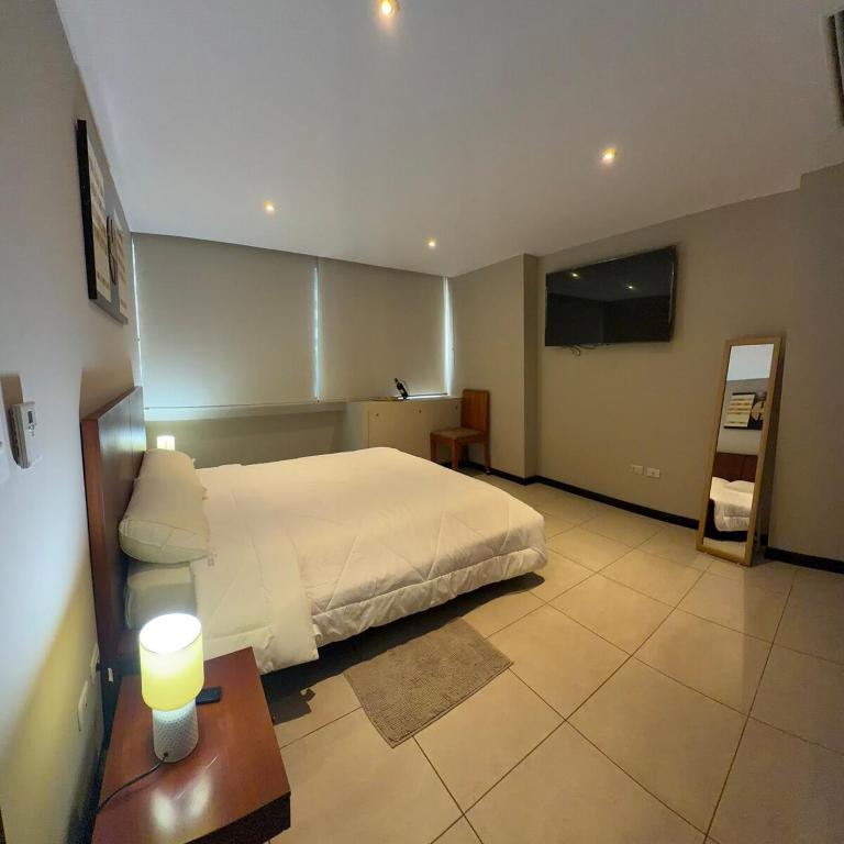 Apartment in Belini, Puerto Santa Ana, with parking - One-Bedroom Apartment - 4