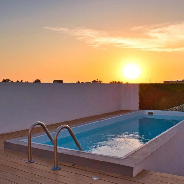 Rooftop Pool Apartment 3 Blocks to Beach - Apartment - 6