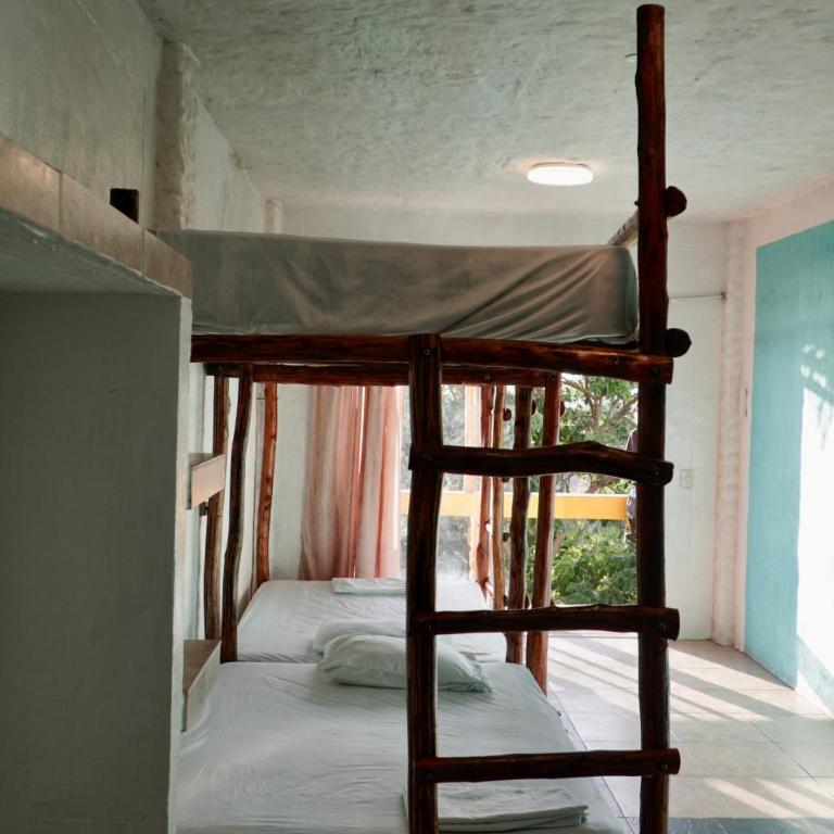 Hostel KIWi Montañita - Bed in 6-Bed Dormitory Room - 8