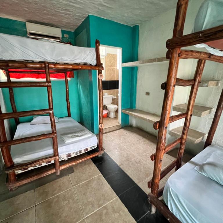 Hostel KIWi Montañita - Bed in 6-Bed Dormitory Room - 10