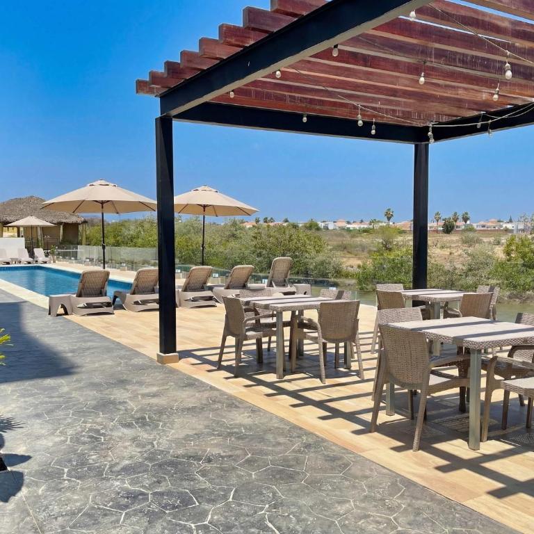 Marina Mazatlan Condo with Balcony & View - Apartment - 4