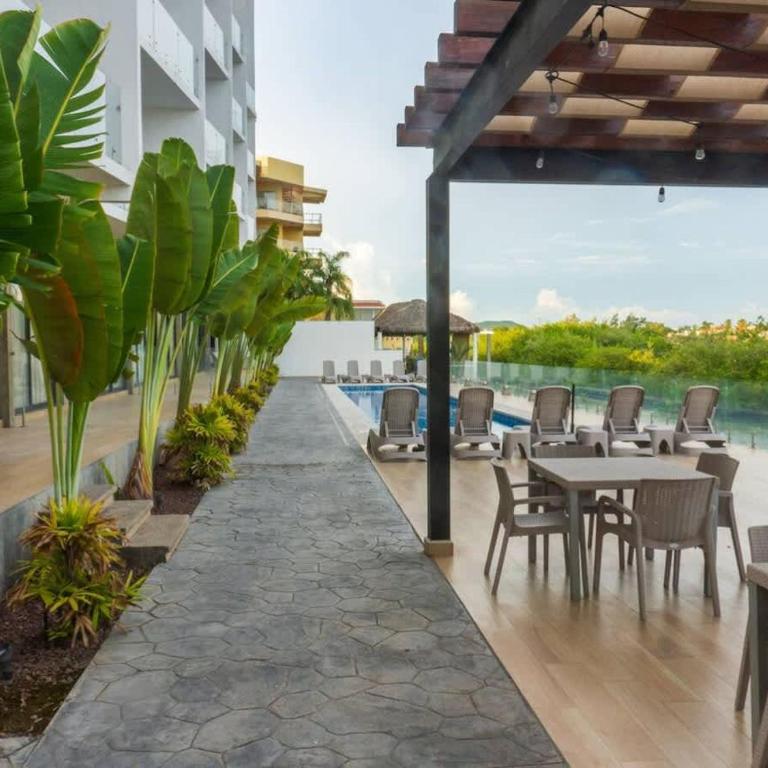 Marina Mazatlan Condo with Balcony & View - Apartment - 17