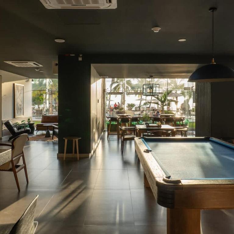 Luxe Oceanfront Condo in Golden Zone - Apartment - 66