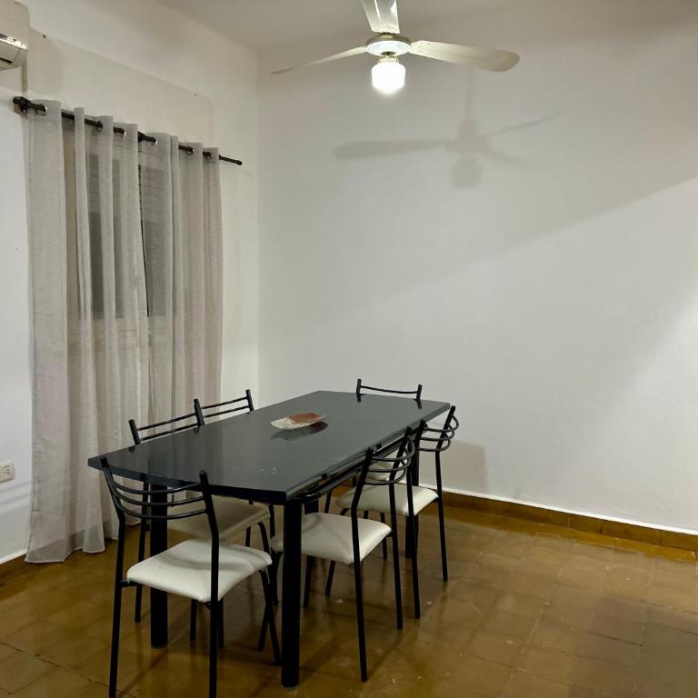 Departamento Lavanda - Two-Bedroom Apartment with Balcony - 4