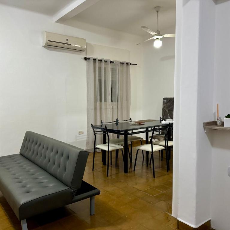 Departamento Lavanda - Two-Bedroom Apartment with Balcony - 6