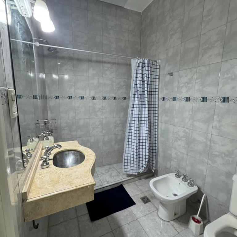 Departamento Lavanda - Two-Bedroom Apartment with Balcony - 9