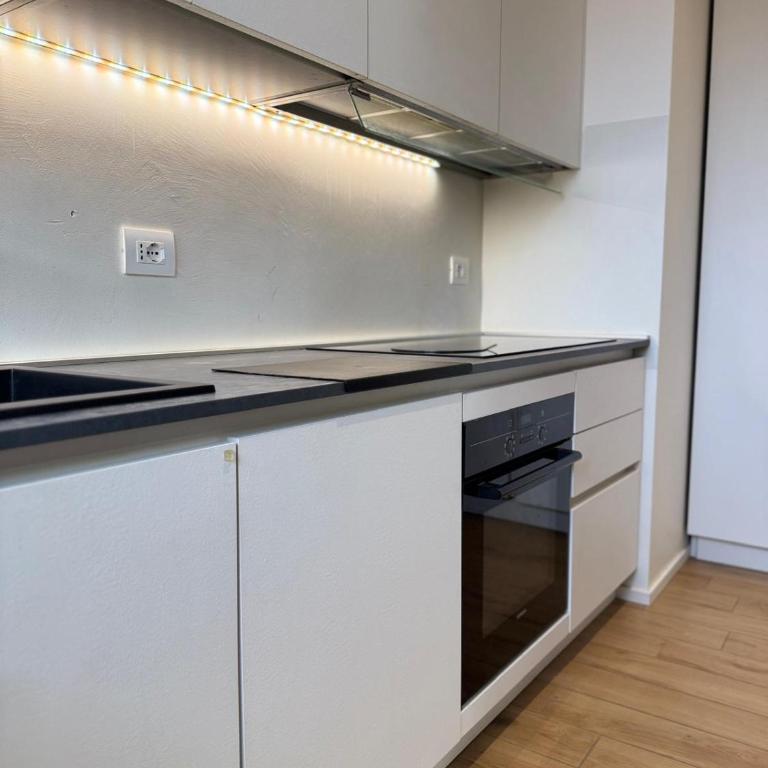 Attico con terrazzino vicino Arena - One-Bedroom Apartment - 11