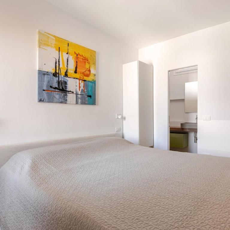 Attico con terrazzino vicino Arena - One-Bedroom Apartment - 14
